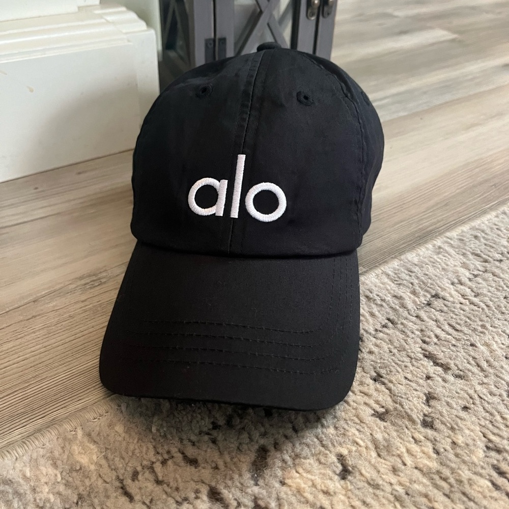 ALO Yoga baseball hat